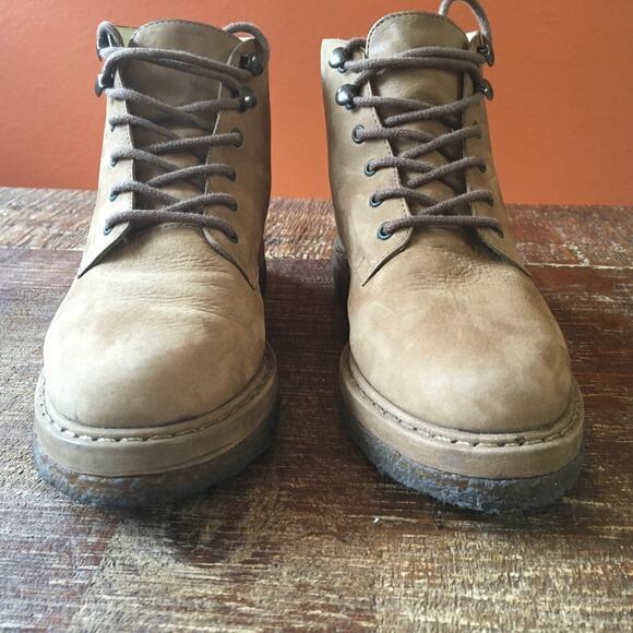 Vintage Cole Haan Country Chukka Ankle Boot Womans 6.5 M Brown Suede Lace Up - Picture 3 of 10